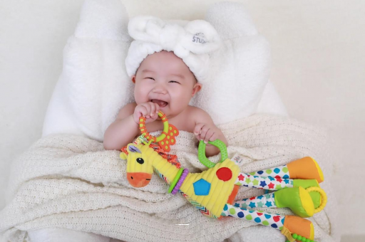 鄄城1岁宝宝流鼻涕打喷嚏